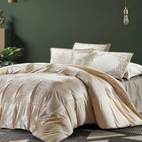 Beiges Bettdeckenset mit eleganten Details