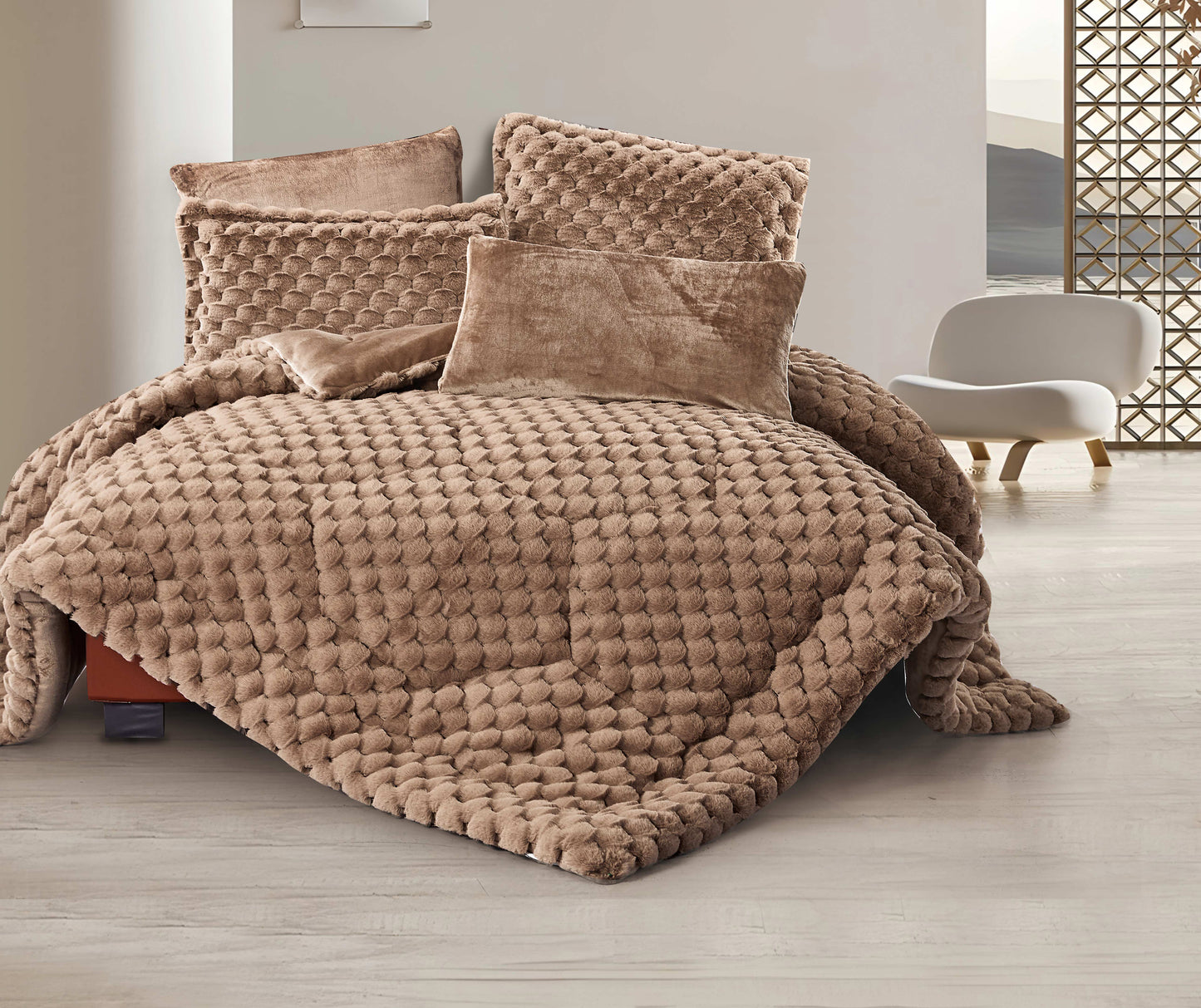 Luxury Mocha Faux Fur Microfiber Comforter Set | Ultra-Soft Textured Bedding with Plush Design | Machine Washable & Dry Clean Safe | Custom Size Duvet for Modern Luxury Home D¨¦cor