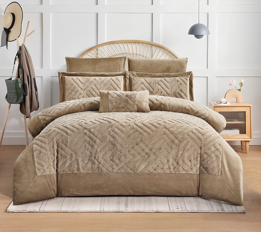 7-Piece Beige Comforter Set with Geometric Pattern, Includes Pillowcases and Cushions