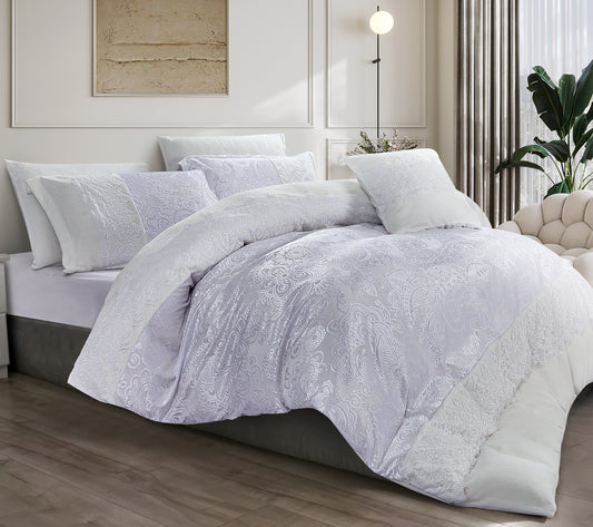 Satin Comforter Set with Floral Design and Elegant Details