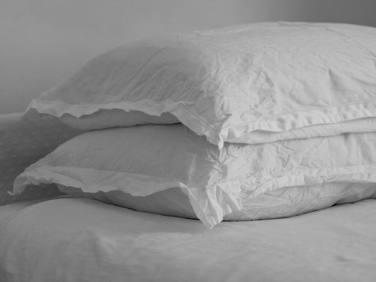 why do pillows turn yellow - Bedding Factory&Supplier