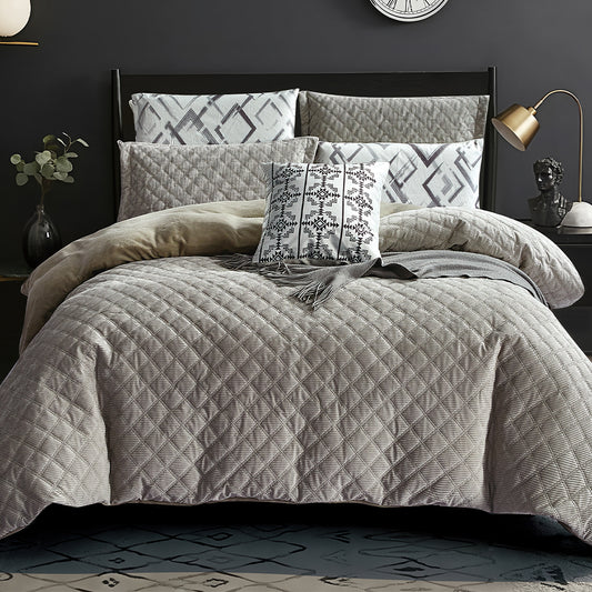 Modernes geometrisches 7-teiliges Bettwäscheset in Grau mit dekorativen Kissen und strukturiertem Design
