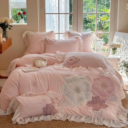 Blush Pink Floral Embroidered Duvet Cover Set Queen, 100% Polyester Ruffled Bedding with Pillowcases, Garden Princess Bedroom Style, OEM ODM Factory Customizable Bed Set for Brands & Hotels